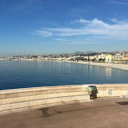 Quai Rauba Capeu * Ницца